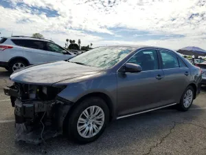 Toyota Camry 2.5L 4 2014