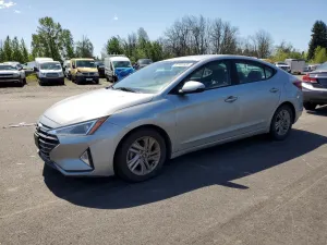Hyundai Elantra 2.0L 4 2020