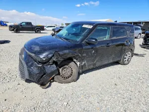 Kia Soul 2.0L 4 2023