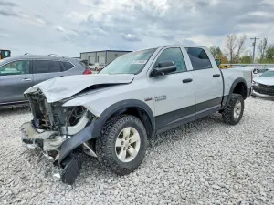 RAM 1500 5.7L 8 2013