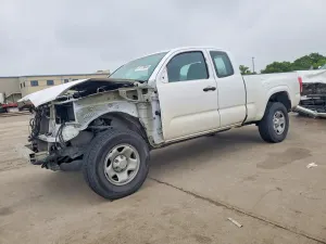Toyota Tacoma 2.7L 4 2016