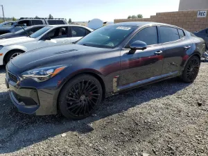 Kia Stinger 3.3L 6 2022