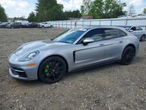 Porsche Panamera 3.0L 6 2018