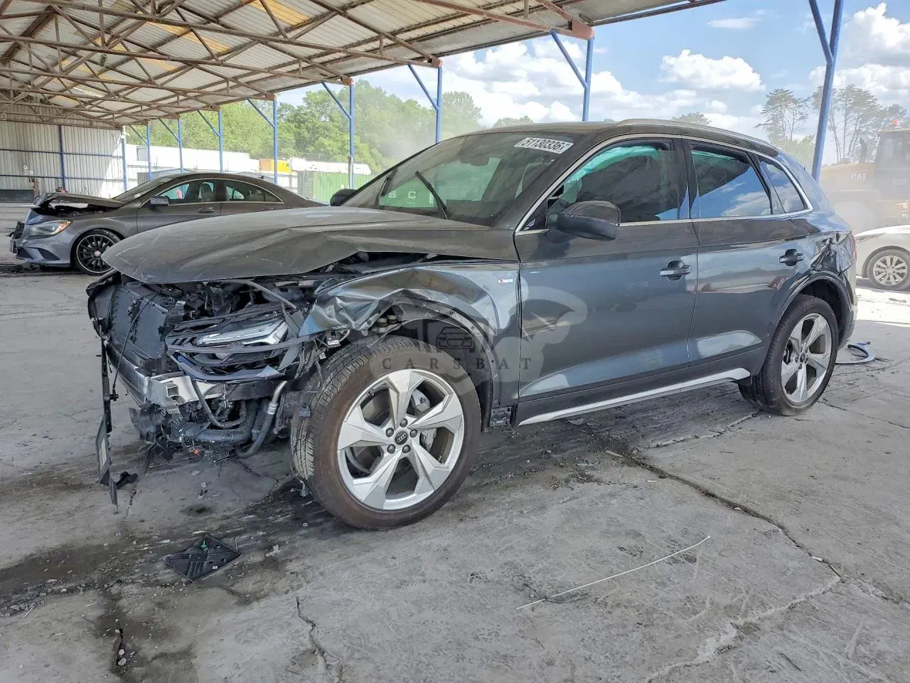 Audi Q5 2.0L 4 2025