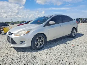 Ford Focus 2.0L 4 2012