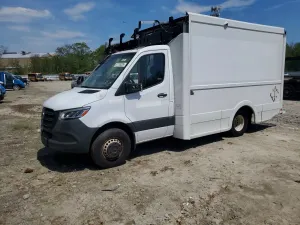 Mercedes-Benz Sprinter 2.0L 4 2023
