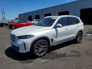 BMW X5 3.0L 6 2024
