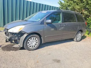 Toyota Sienna 3.3L 6 2004