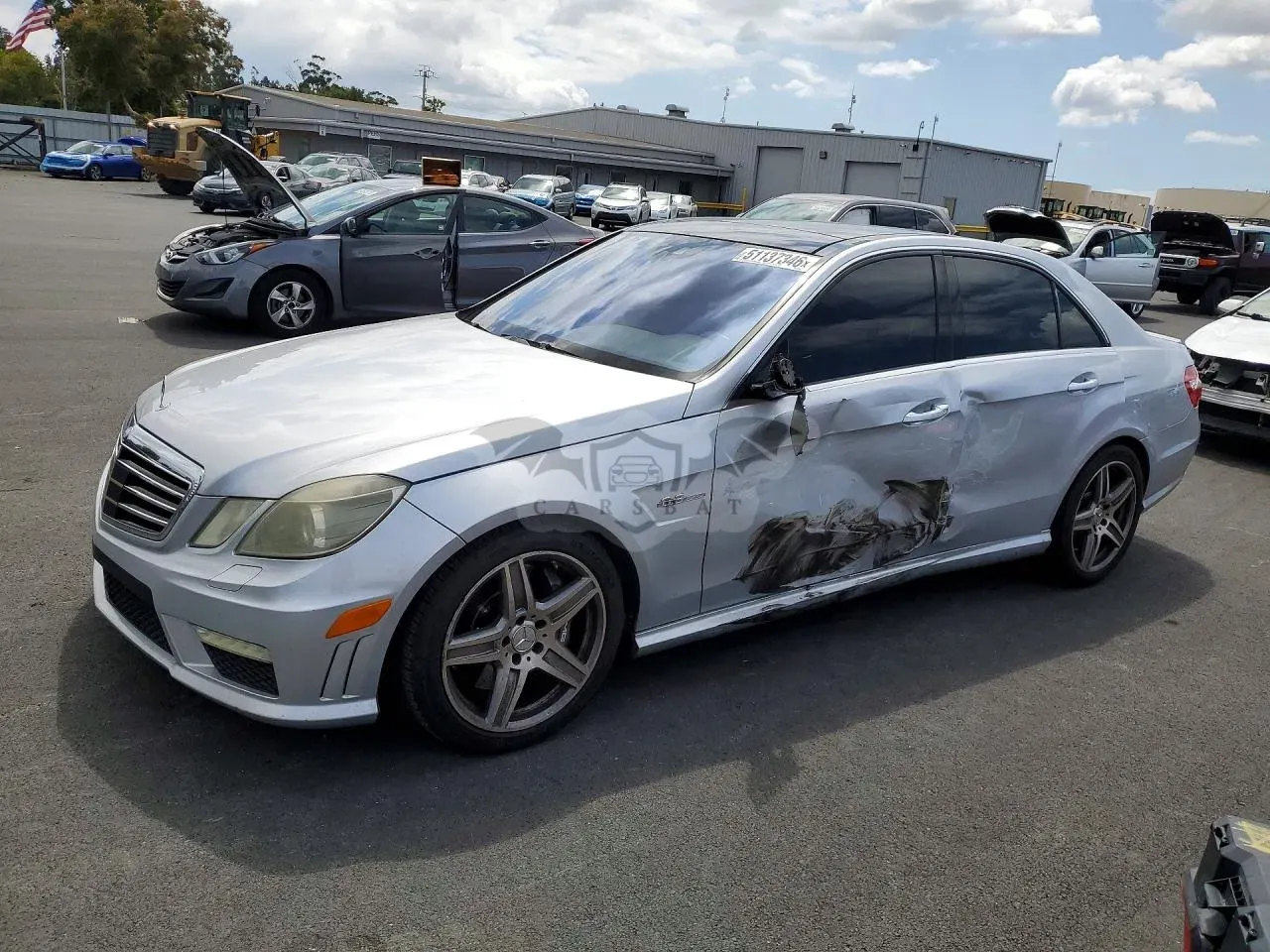 Mercedes-Benz E 6.2L 8 2010