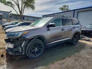 Toyota Highlander 3.5L 6 2019