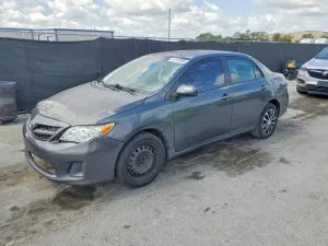 Toyota Corolla 1.8L 4 2012