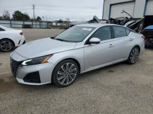 Nissan Altima SL 2.5L 4 2023