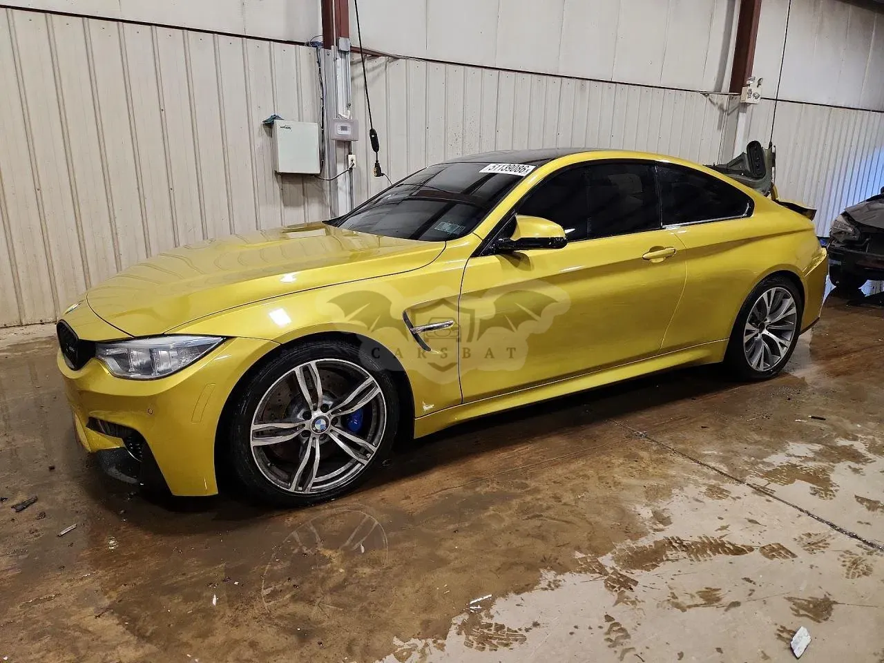 BMW M4 3.0L 6 2015