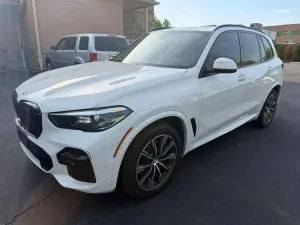 BMW X5 3.0L 6 2022