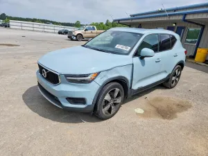 Volvo XC40 2.0L 4 2019