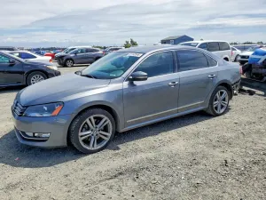 Volkswagen Passat 2.0L 4 2014