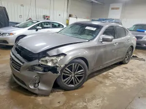 Infiniti M37 3.7L 6 2012
