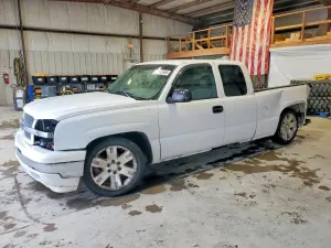 Chevrolet Silverado 1500 4.8L 8 2004