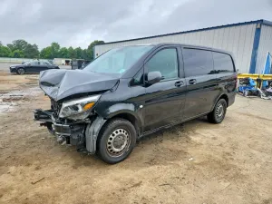 Mercedes-Benz Metris 2.0L 4 2020