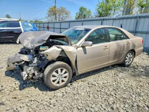 Toyota Camry 3.0L 6 2004