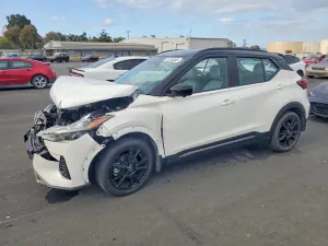 Nissan Kicks 1.6L 4 2021
