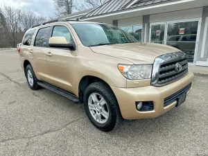 Toyota Sequoia 5.7L 8 2014