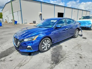 Nissan Altima 2.5L 4 2022