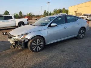 Nissan Altima 2.5L 4 2019
