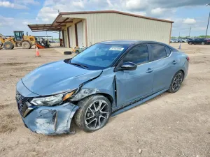 Nissan Sentra 2.0L 4 2025