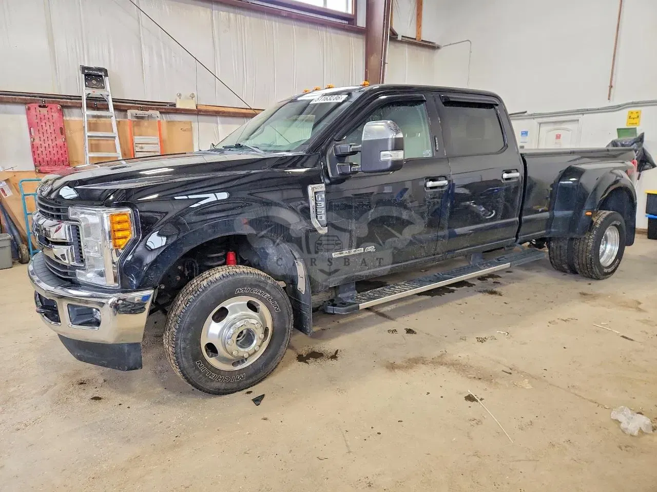 Ford F-350 6.7L 8 2017