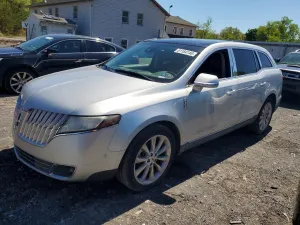 Lincoln MKT 3.5L 6 2011