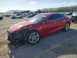 Tesla Model S 2013