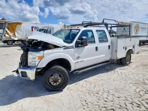 Ford F-350 6.7L 8 2016
