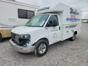 GMC Savana 6.6L 8 2023