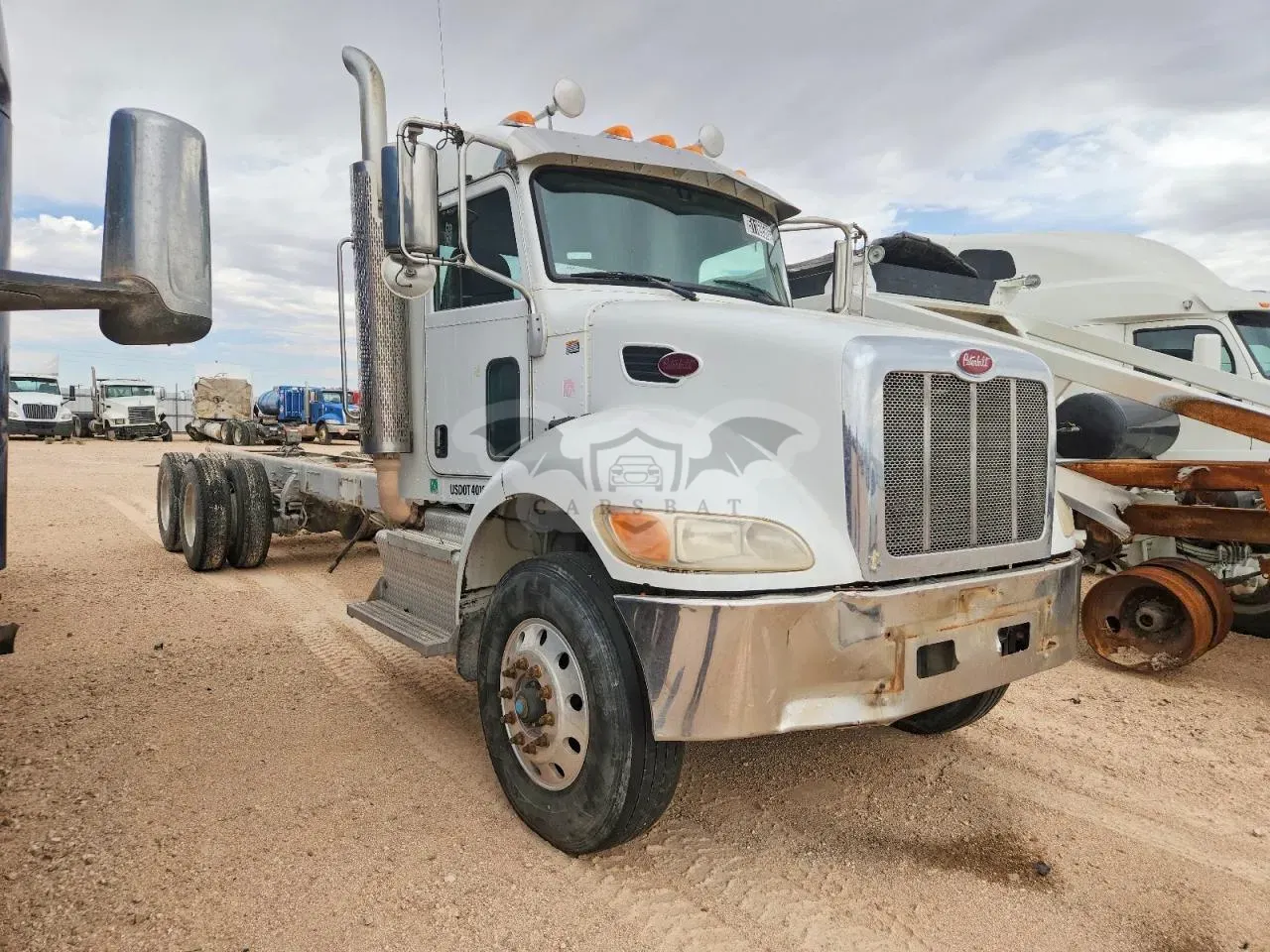 Peterbilt 330/337/348 8.9L 6 2015