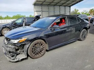 Toyota Camry 2.5L 4 2021