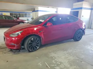 Tesla Model Y 2024
