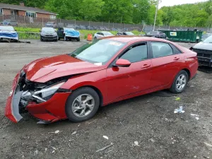 Hyundai Elantra 2.0L 4 2023