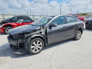 Mazda 3 2.0L 4 2011