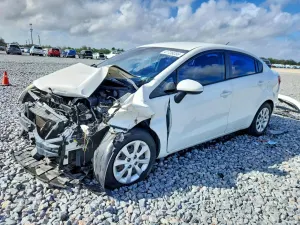 Kia Rio 1.6L 4 2015