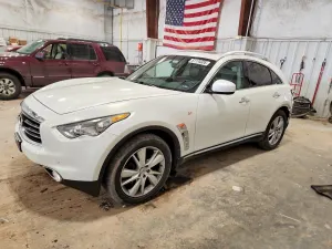 Infiniti QX70 3.7L 6 2015