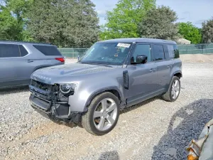 Land Rover Defender 5.0L 8 2024