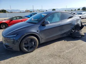 Tesla Model Y 2026