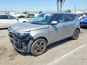 Kia Soul 2.0L 4 2023