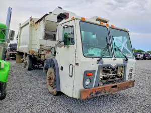 Mack 600 10.8L 6 2011