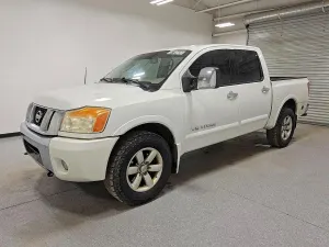 Nissan Titan 5.6L 8 2008