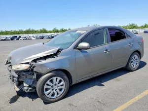 Kia Cerato / Forte / K3 2.0L 4 2013