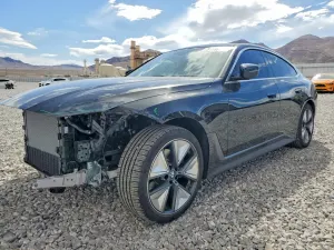 BMW i4 0 2025