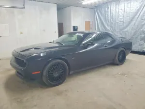 Dodge Challenger 5.7L 8 2015