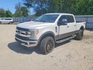 Ford F-250 6.7L 8 2017